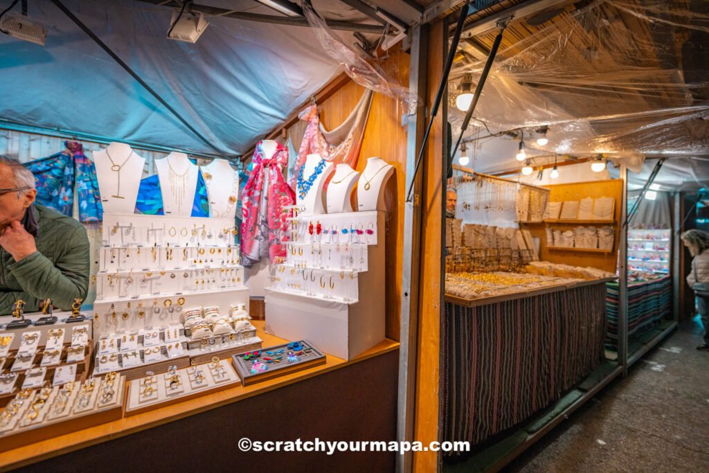 local shops - Valencia, Spain travel guide