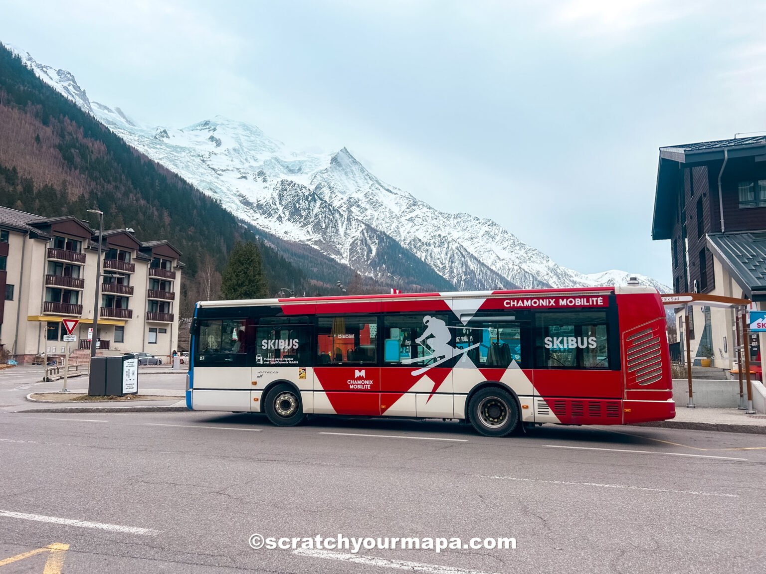 how to get around Chamonix by bus