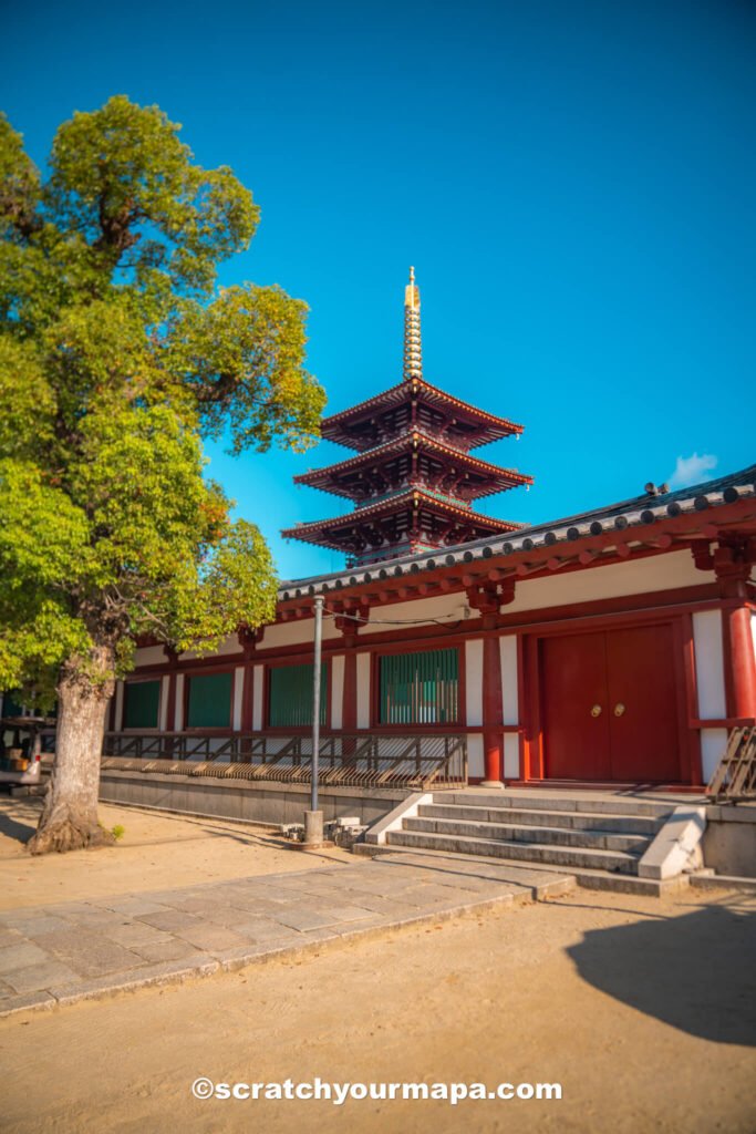 Shiteno-ji temple in Osaka
