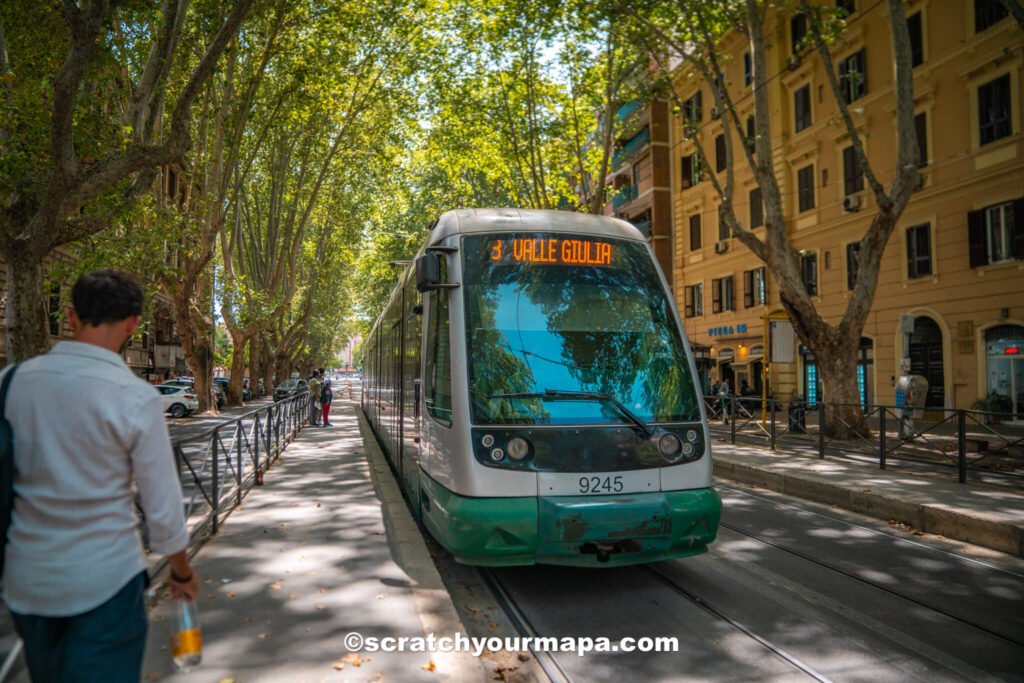 tram in Rome