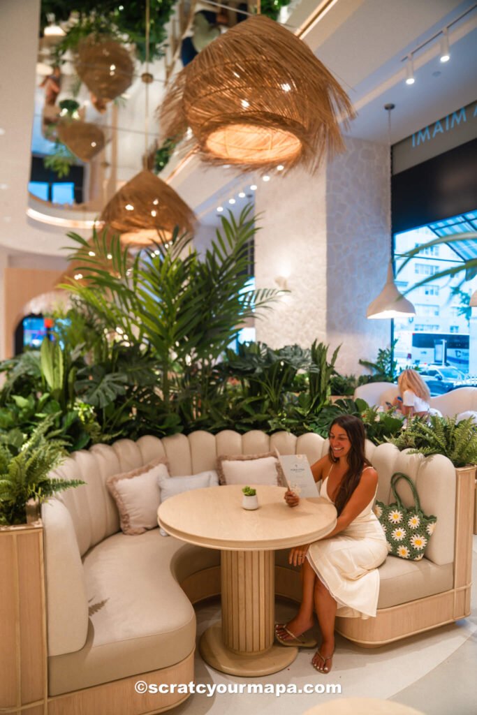 Pura Vida Cafe in NYC